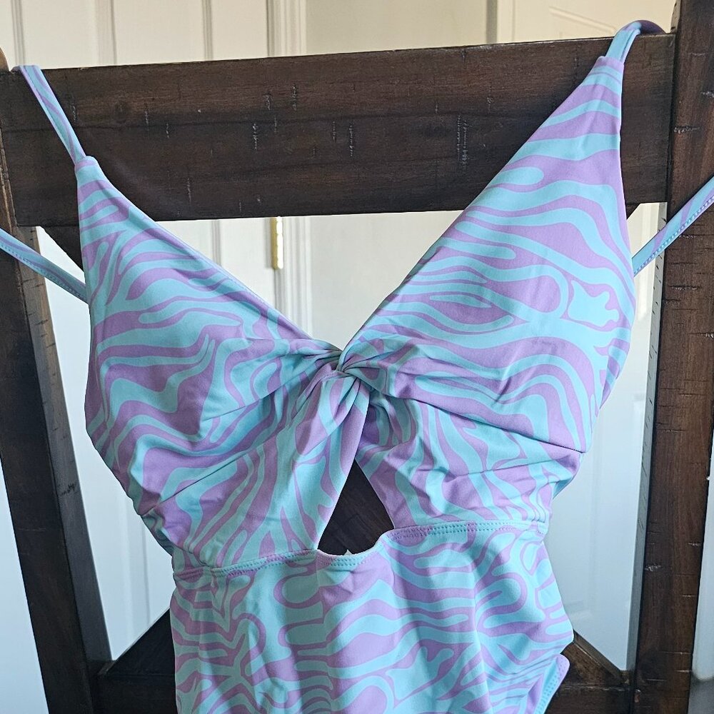 One piece swimsuit
